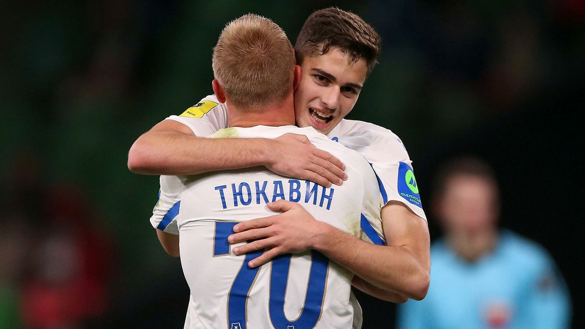 Вот эта парочка вытащила матч