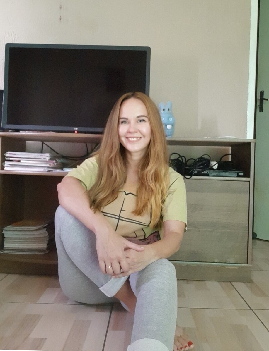 Это я. Рада вас приветствовать на моем канале.