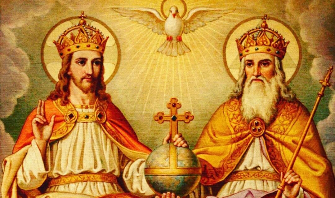 Бога никто никогда не видел, Его явил нам Его единственный СЫН, Который в недре Отца и КОТОРЫЙ САМ - БОГ. (Ин.1:18)
