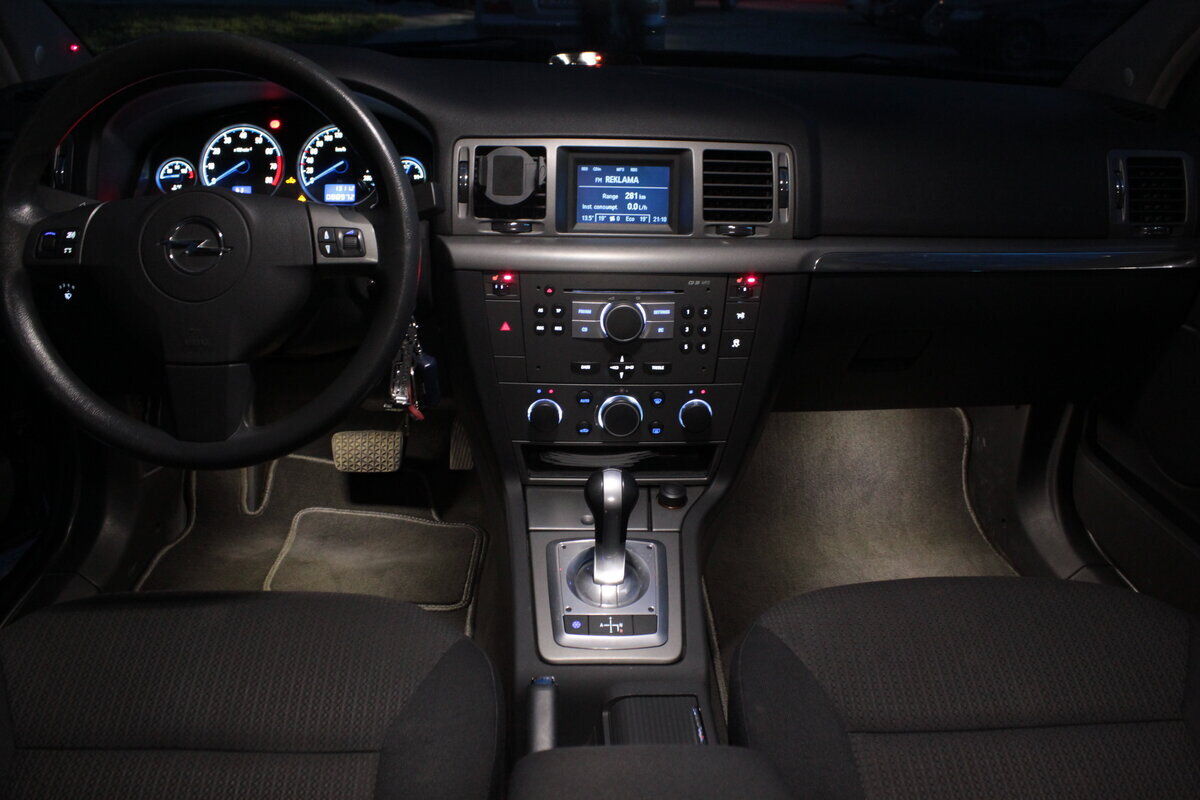 Салон Opel Vectra C