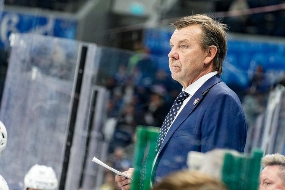     По словам наставника казанцев, было обидно проиграть первый матч в новом сезоне. Фото: ak-bars.ru