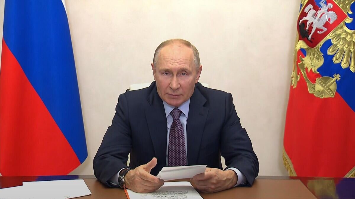    Путин об "авантюрной политике" западных стран, которая привела к дефициту продовольствия© РИА Новости