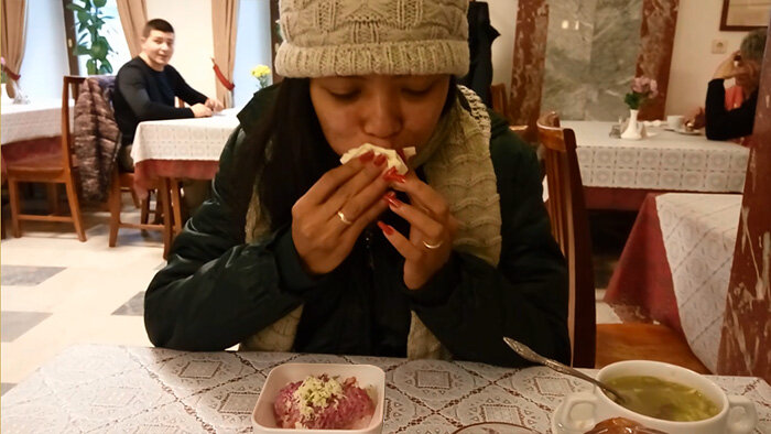 Сказать по правде, я и сам терпеть не могу селедку под шубой)