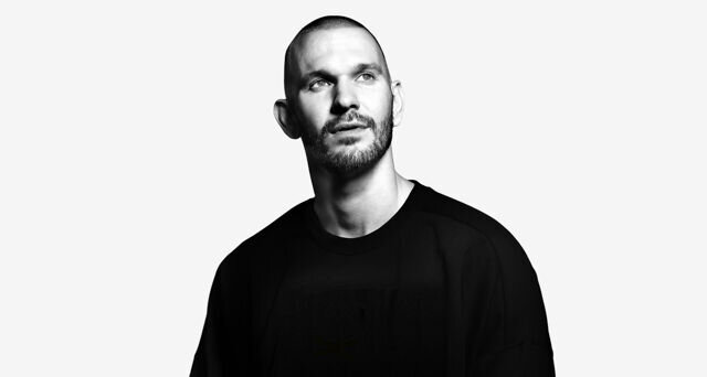 Одна из Сторон — Александр Жвакин