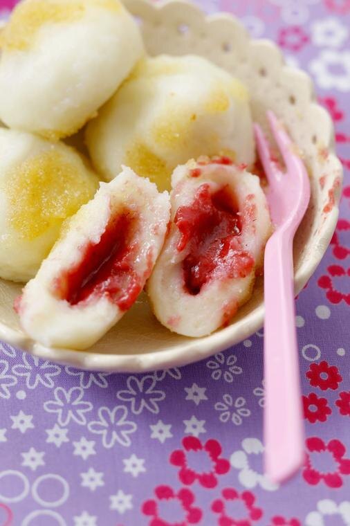 Пельмени с клубникой