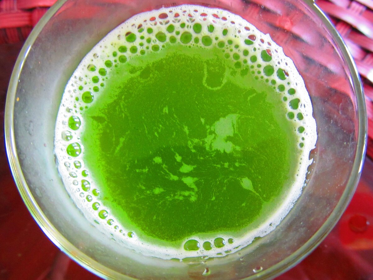 Самый простой зелёный напиток "очищающий кровь"