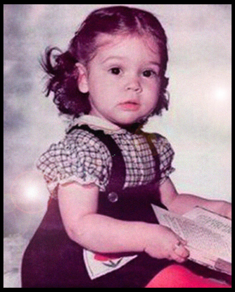 Роуз в детстве