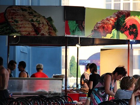 уличное кафе