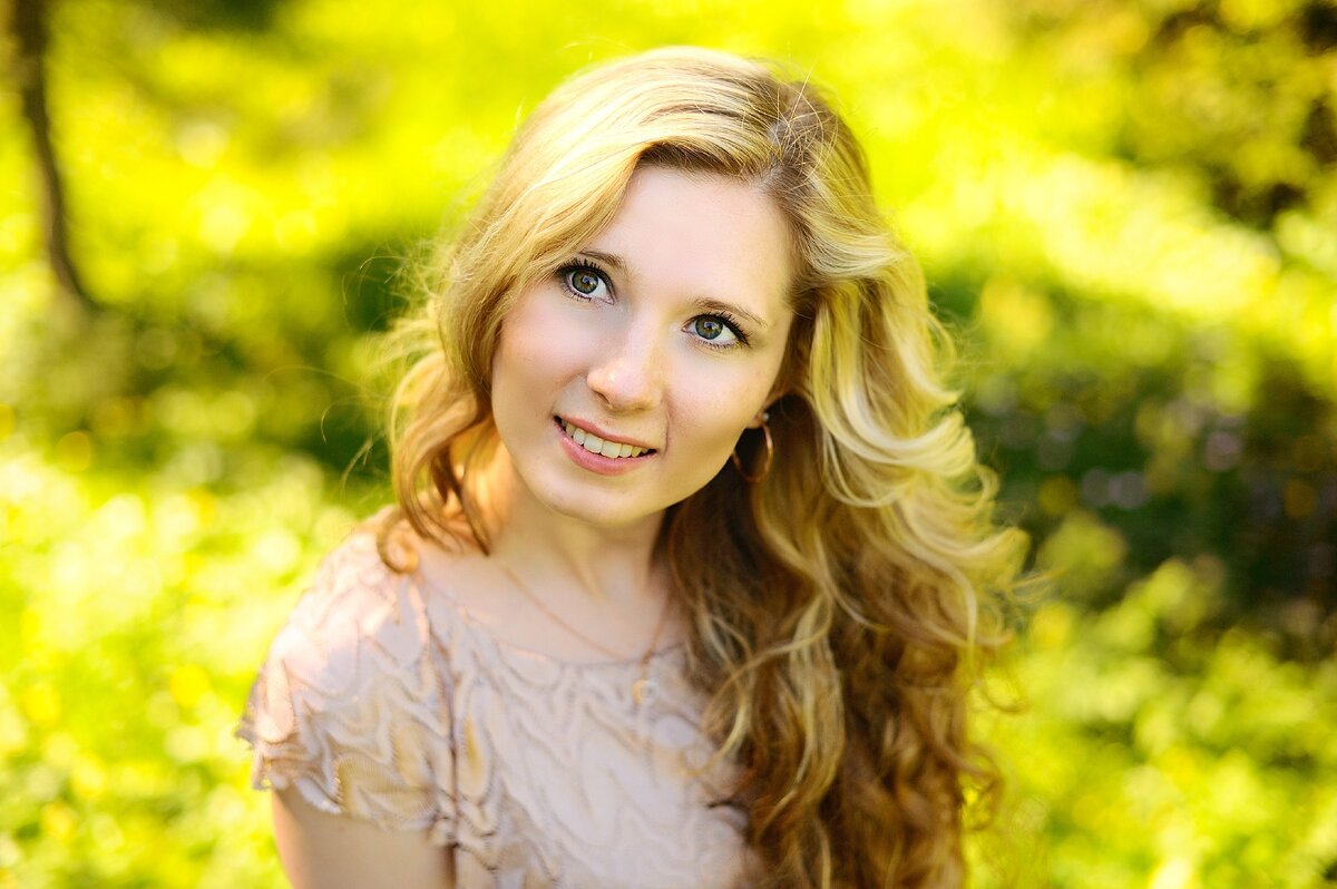 Женщины зачастую бывают эгоистичны и  считают, что мужчина должен сделать их счастливыми