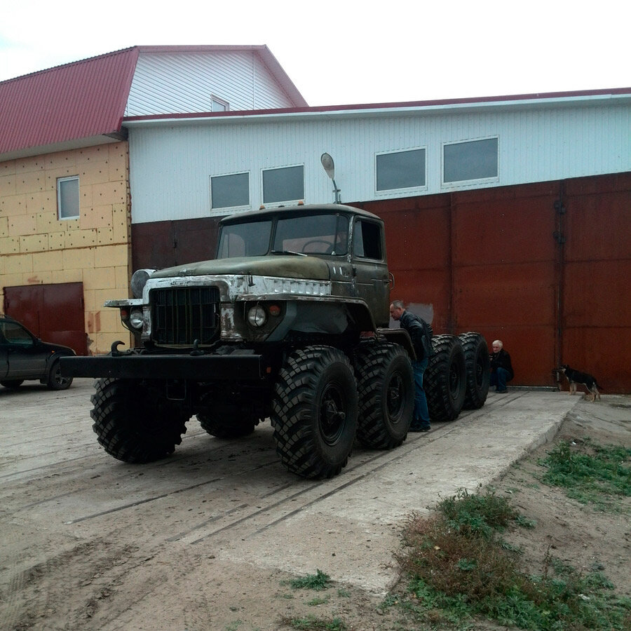 Вездеход 8x8 Урал