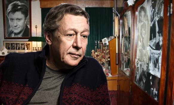 Михаил Ефремов на фоне легендарной квартиры отца