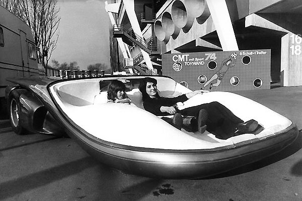 Необычная кабина автомобиля Colani Le Mans