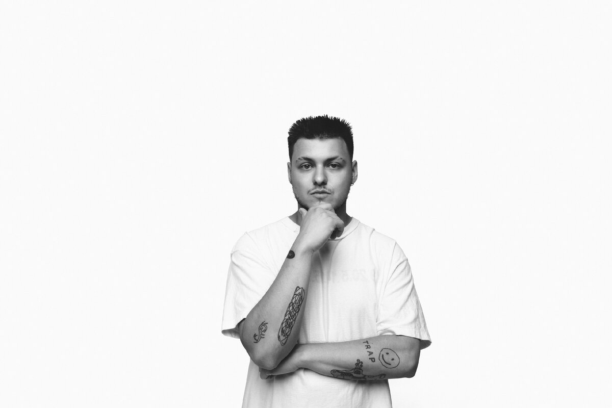 Максим(УГАДАЙКТО) 