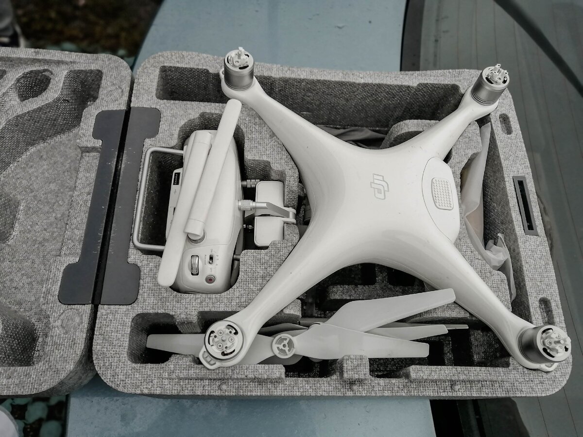 dji phantom 4