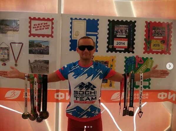 А вот и сам Сергей.