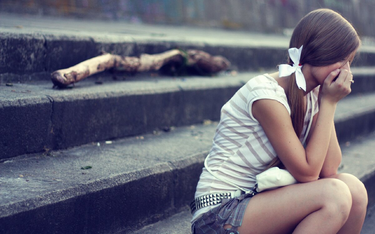 devushka-girl-lestnica