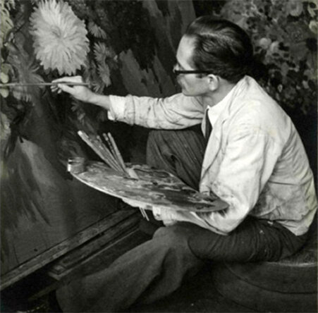 John Frederick Lloyd Strevens (Джон Фредерик Ллойд Стревенс) (1902-1990) – известный английский художник-портретист, прославившийся своими работами в 30-х гг XX века. Отличительной чертой кисти художника стала ода женскому очарованию. Frederic John Lloyd Strevens продемонстрировал всему миру неизбитый мужской взгляд на грацию, нежность и одухотворенность девичьего образа. В 1952 году, в возрасте 50-ти лет, Джон Ллойд Стревенс получил золотую медаль Парижского салона, которая стала подтверждением его таланта, ибо выставленные в этом салоне картины прекрасных женщин привлекли особое внимание публики. Картины автора и теперь популярны и отличаются своей неподражаемой стилистикой восприятия. Художник умер в 1990 году в возрасте 88 лет.