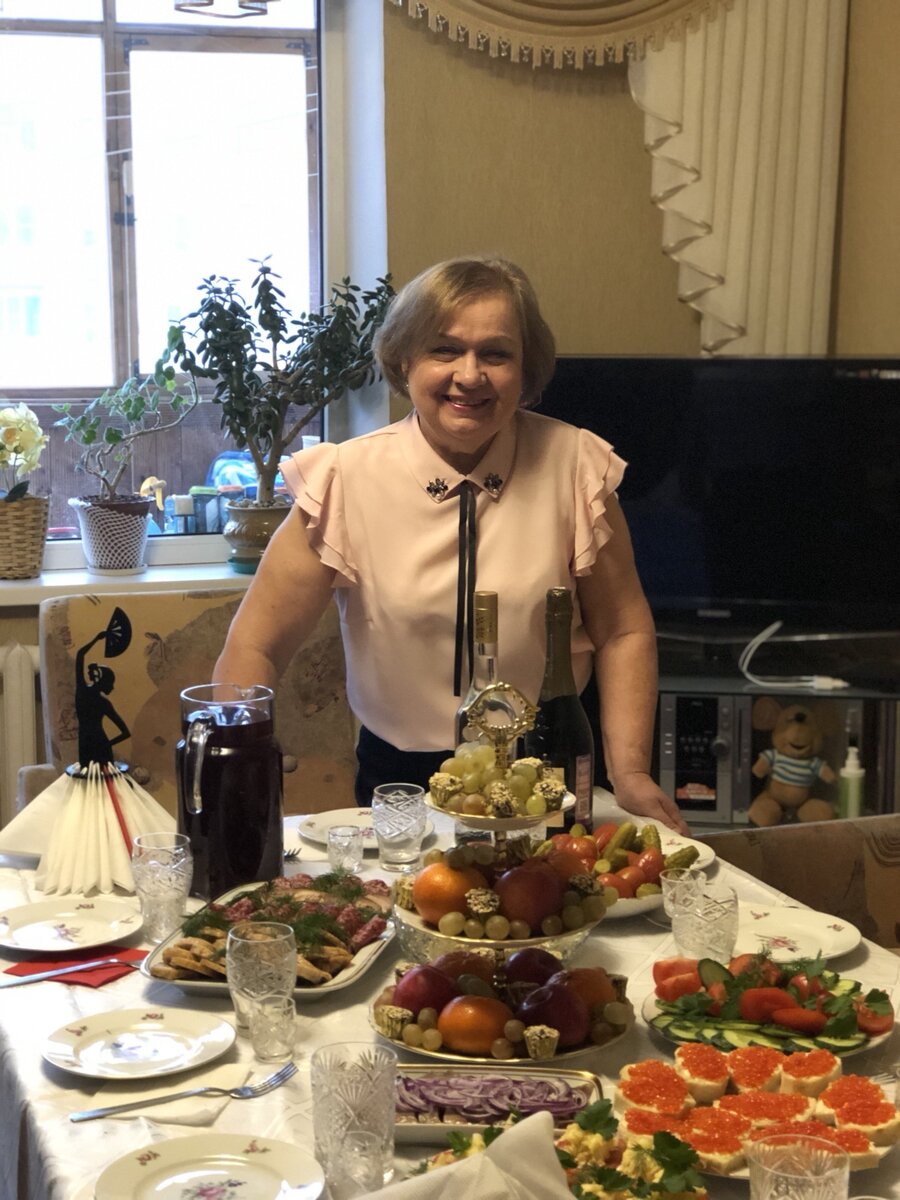 У тещи юбилей - 70лет. Листайте дальше.