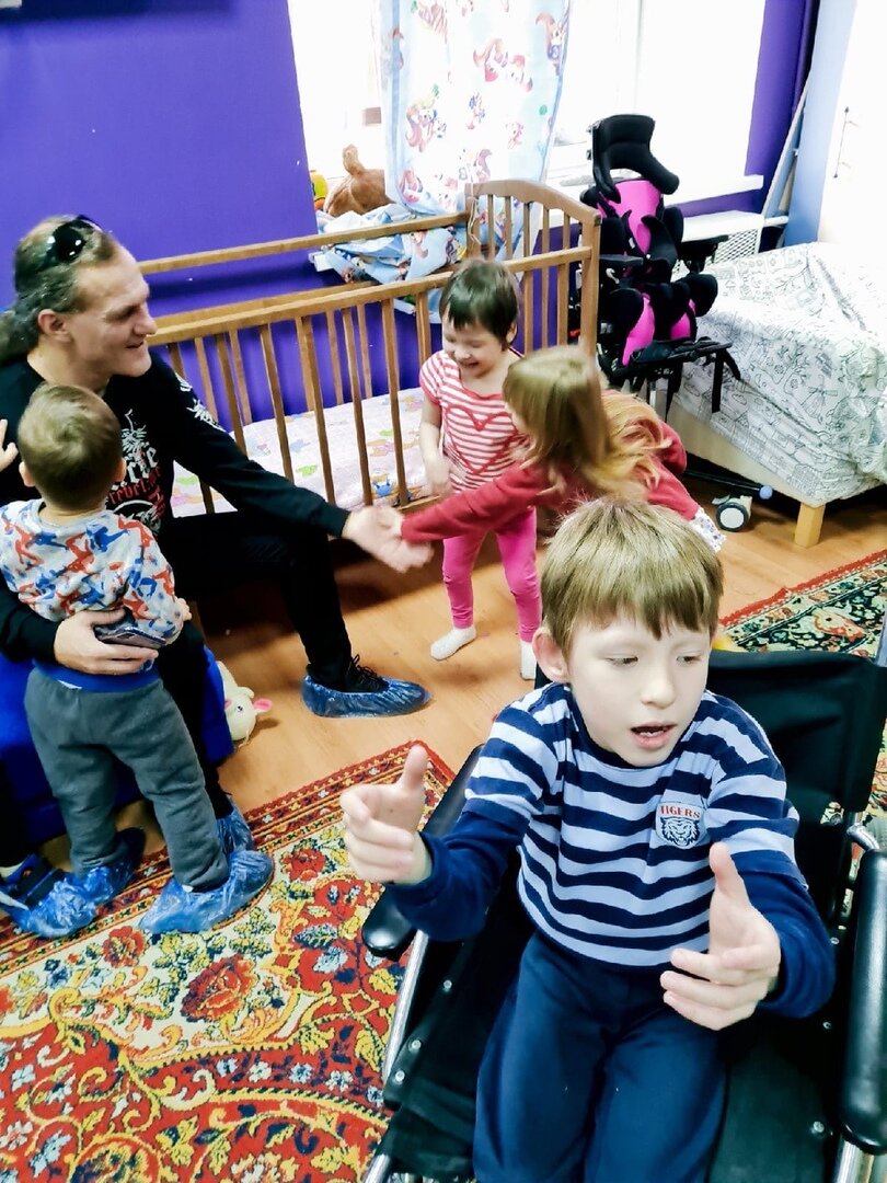 Дети-сироты, проживающие в Доме Милосердия. Фото: Сашлиева Александра 