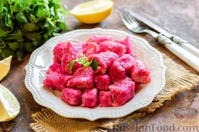 свекла, творог, мука, яйца, сахар