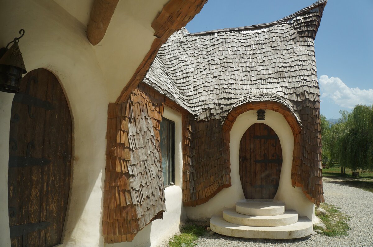 Castelul de Lut Valea Zanelor 