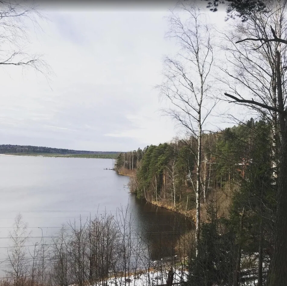 Вид на озеро
