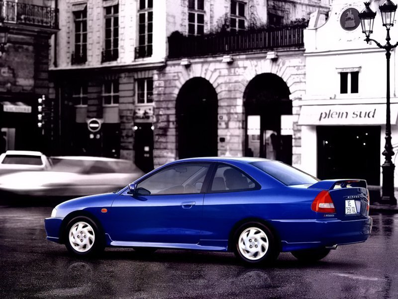 Mitsubishi Mirage (фото: auto.ru)