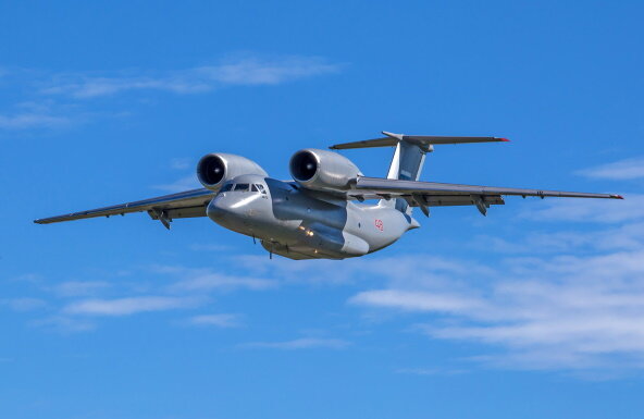 Военно-транспортный самолет Ан-72
