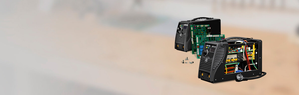 Когда ломается сварочный аппарат, срываются планы по работе. Требуется найти причину поломки и устранить ее. Если оборудование уже не на гарантии, не обязательно обращаться в сервисный центр. Некоторые проблемы можно распознать и отремонтировать своими силами. 

В статье мы рассмотрим возможные неисправности в разных инверторных аппаратах, способы диагностики и методики ремонта. Так же затронем, какие лучше покупать сварочные аппараты, чтобы реже сталкиваться с их поломками.