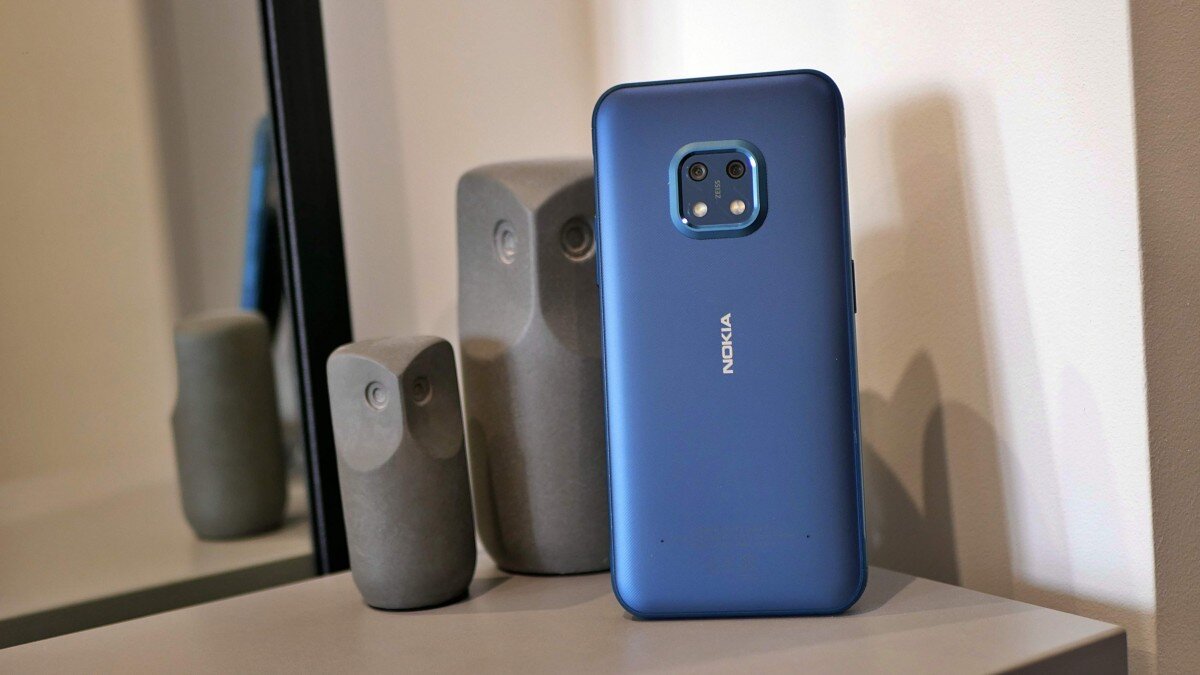 дизайн смартфона Nokia XR20