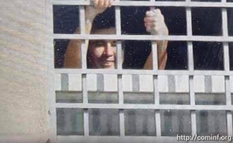 Михаил Саакашвили, в 2004 - 2013 годах возглавлявший Грузию, посылает своим сторонникам лучи добра из бани руставской тюрьмы.