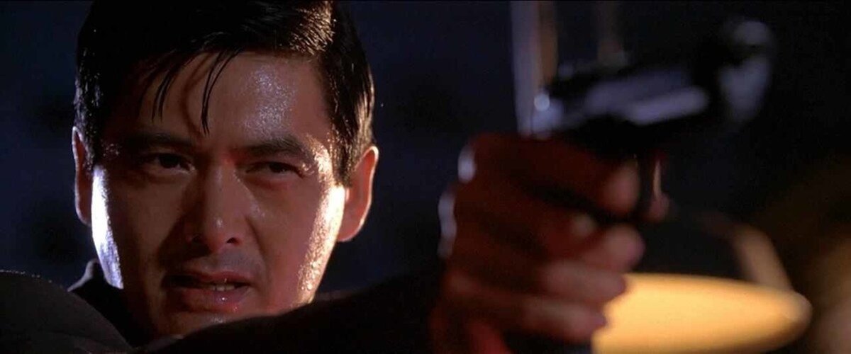 Чоу Юнь-Фат в фильме «Убийцы на замену»