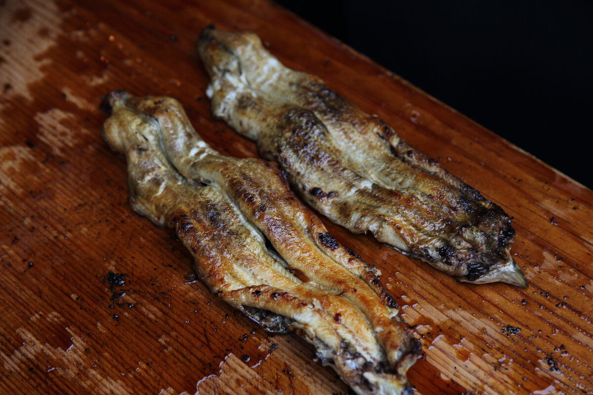 Угри гриль.