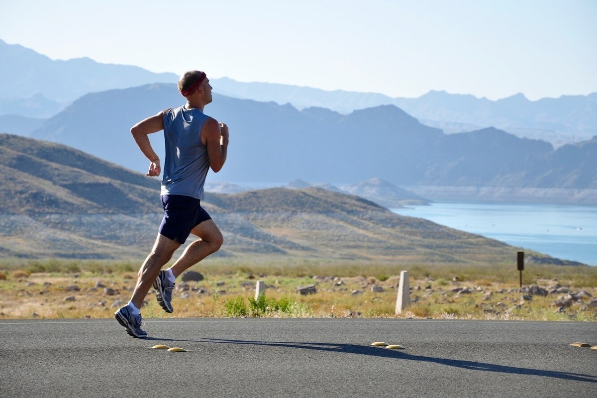 https://www.mhealth.ru/fitness/news/14-07-2021/bolshoy-ugol-naklona-tulovishcha-pri-bege-uvelichivaet-risk-polucheniya-travm/