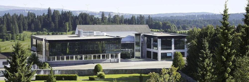 Мануфактура Maurice Lacroix в Сеньлежье 