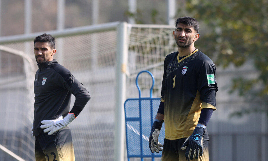    Soccer Football - FIFA World Cup Qatar 2022 Preview - Iran Training - Azadi training camp, Tehran, Iran - November 13, 2022 Iran's Alireza Beiranvand during training Majid Asgaripour/WANA (West Asia News Agency) via REUTERS ATTENTION EDITORS - THIS IMAGE HAS BEEN SUPPLIED BY A THIRD PARTY.