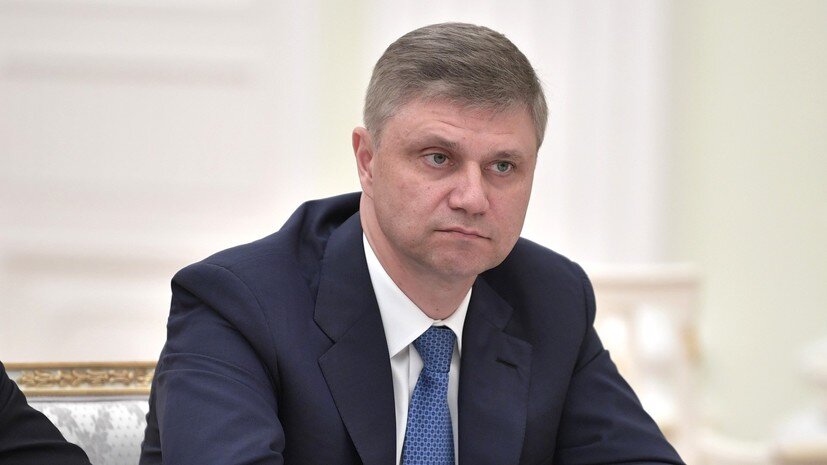   globallookpress.com Kremlin Pool