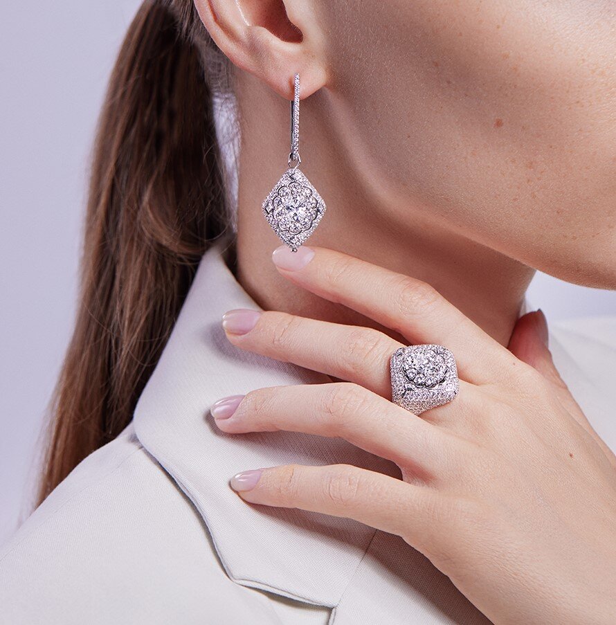 Серьги с бриллиантами из коллекции «Княжна​​», CHAMOVSKIKH