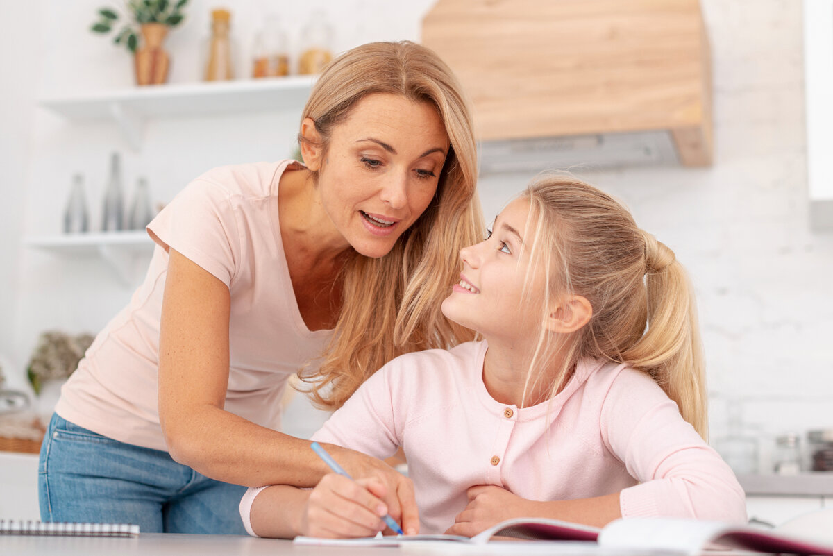 Moms teaching daughter