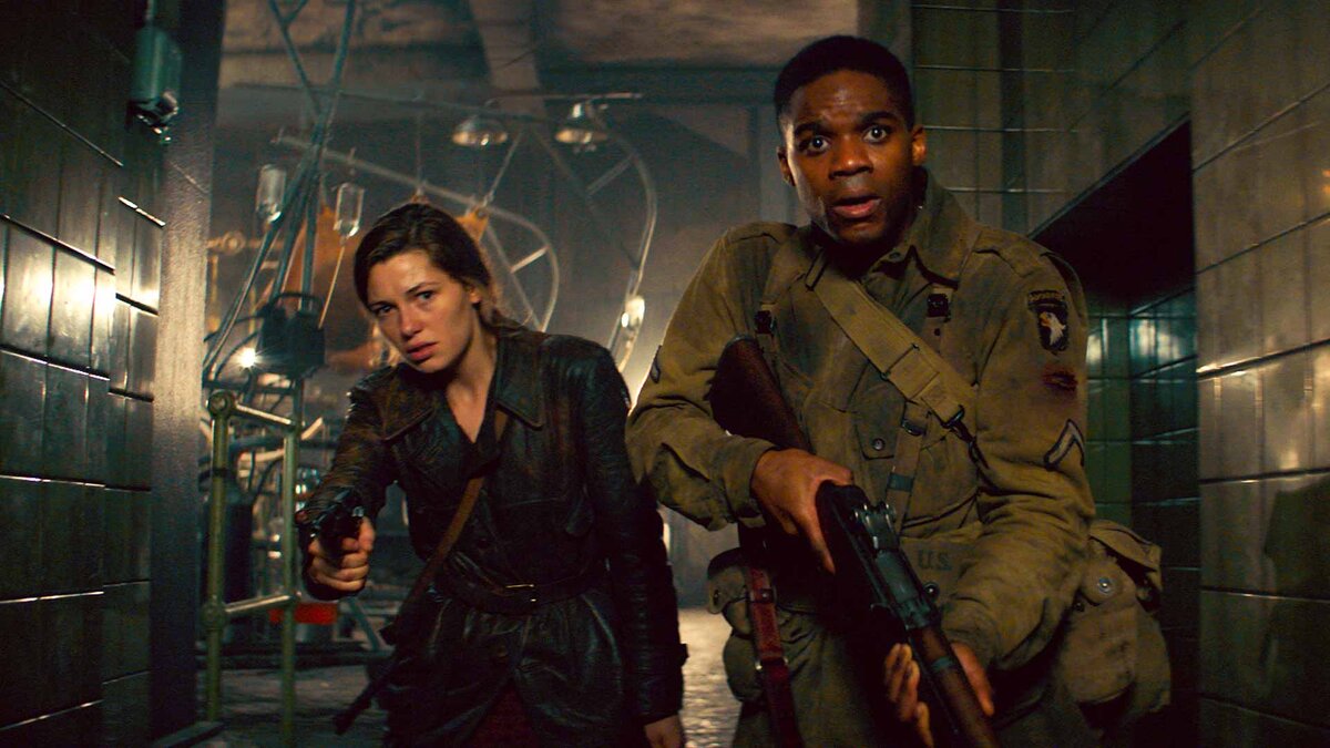 Кадр из х/ф "Оверлорд",  реж. Джулиус Эйвери, 2018 г.