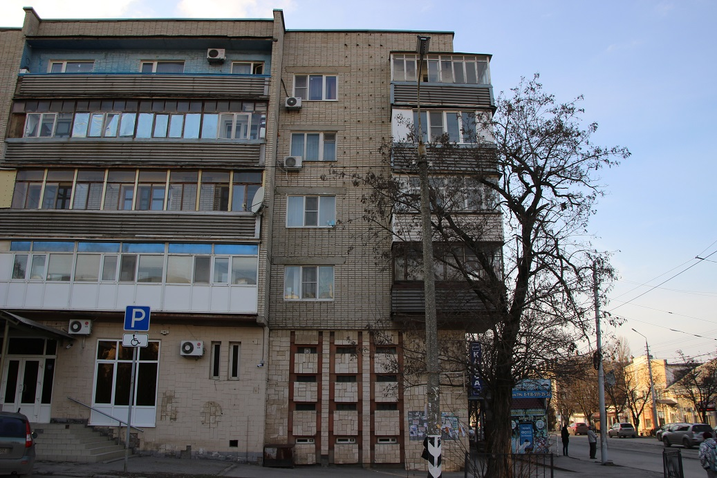 Таганрог улица фрунзе 10. Ул фрунзе 61 таганрог. Таганрог 61. Маршрутная таганрог такси таганрог. Петровская 38 таганрог.