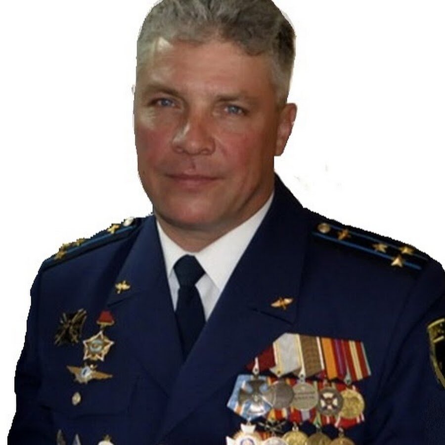 На фото: автор Штинов Станислав Борисович