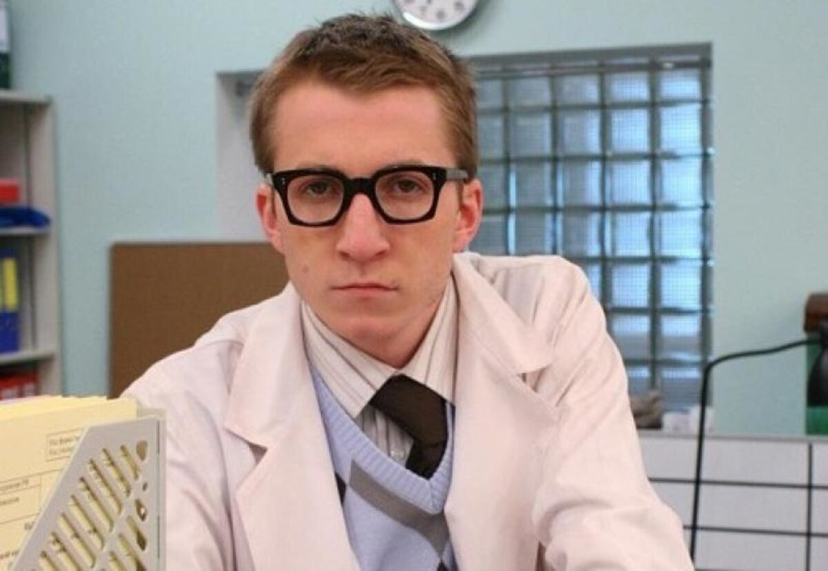 Дмитрий Шаракоис в роли Бориса Левина, сериал «Интерны»