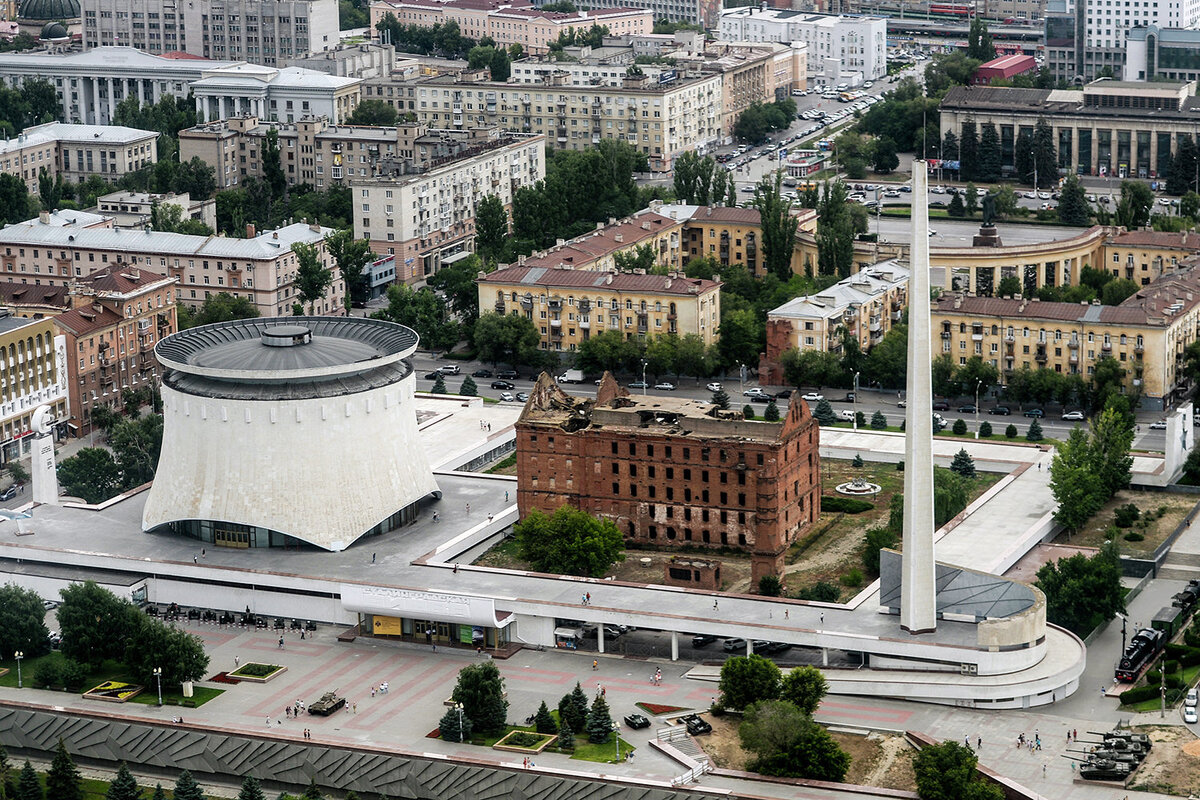 Город называется городом музеем. Музей-панорама Сталинградская битва Волгоград. Музей панорама Сталинградская битва. Панорама Сталинградская битва Волгоград. Волгоградский музей панорама.