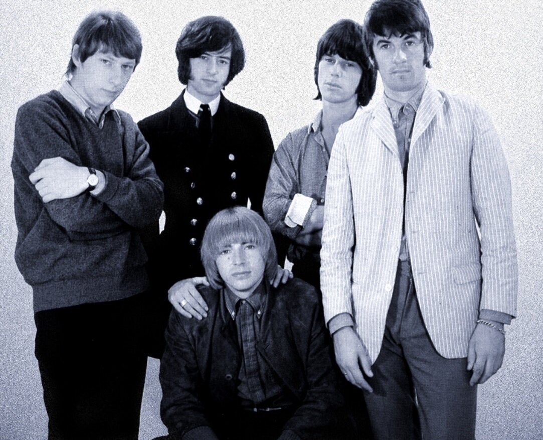 The Yardbirds,1966. Пейдж и Бек стоят в центре.  