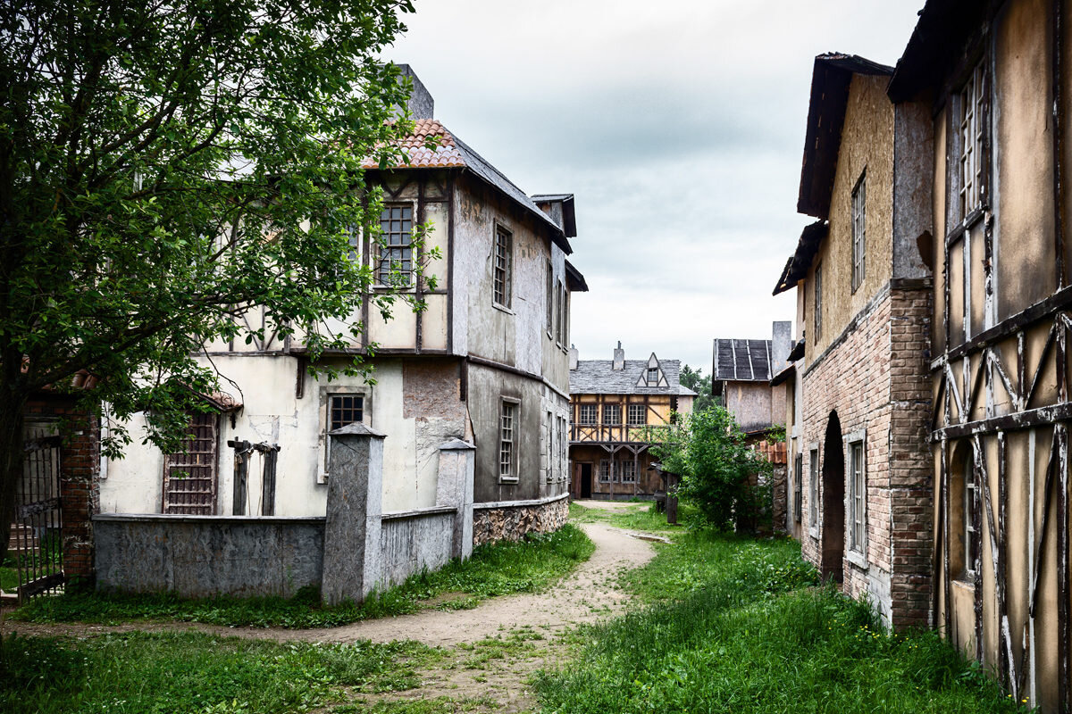 «Piligrim Porto» находится на территории усадьбы Середниково в Солнечногорском районе Московской области