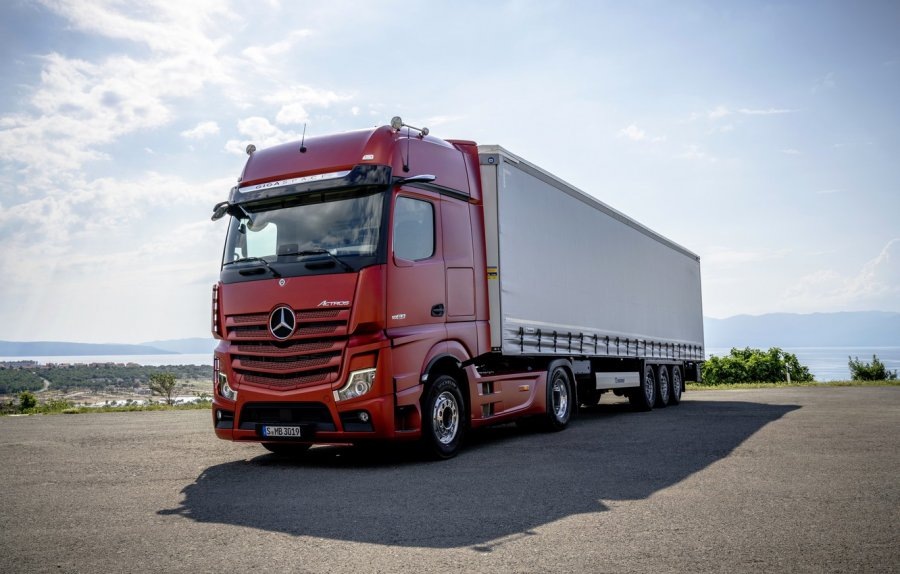 Contatto получит 100 грузовиков Mercedes-Benz Actros