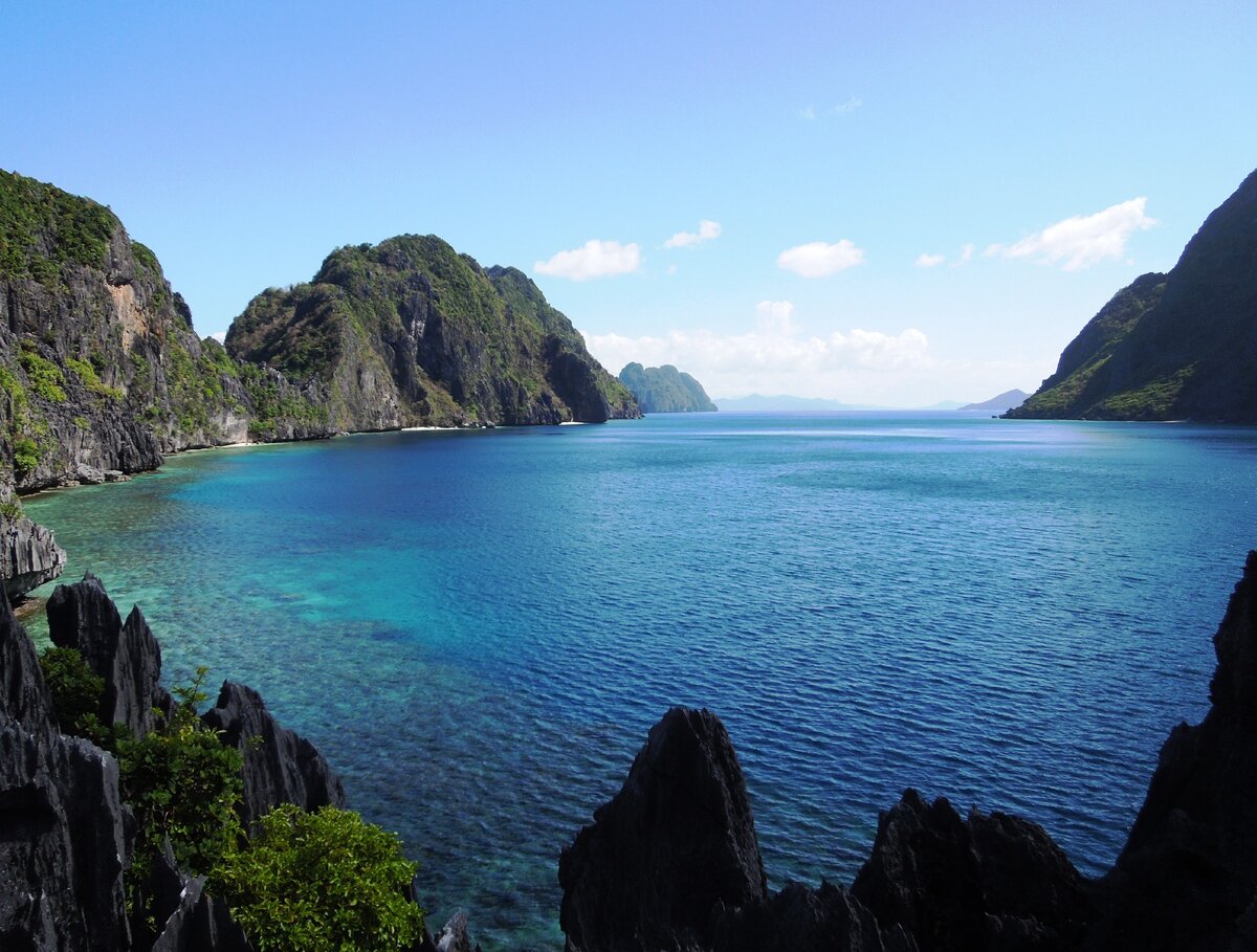 Острова рядом Эль Нидо на Филиппинах