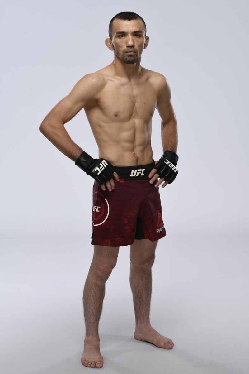 Аскар Аскаров 