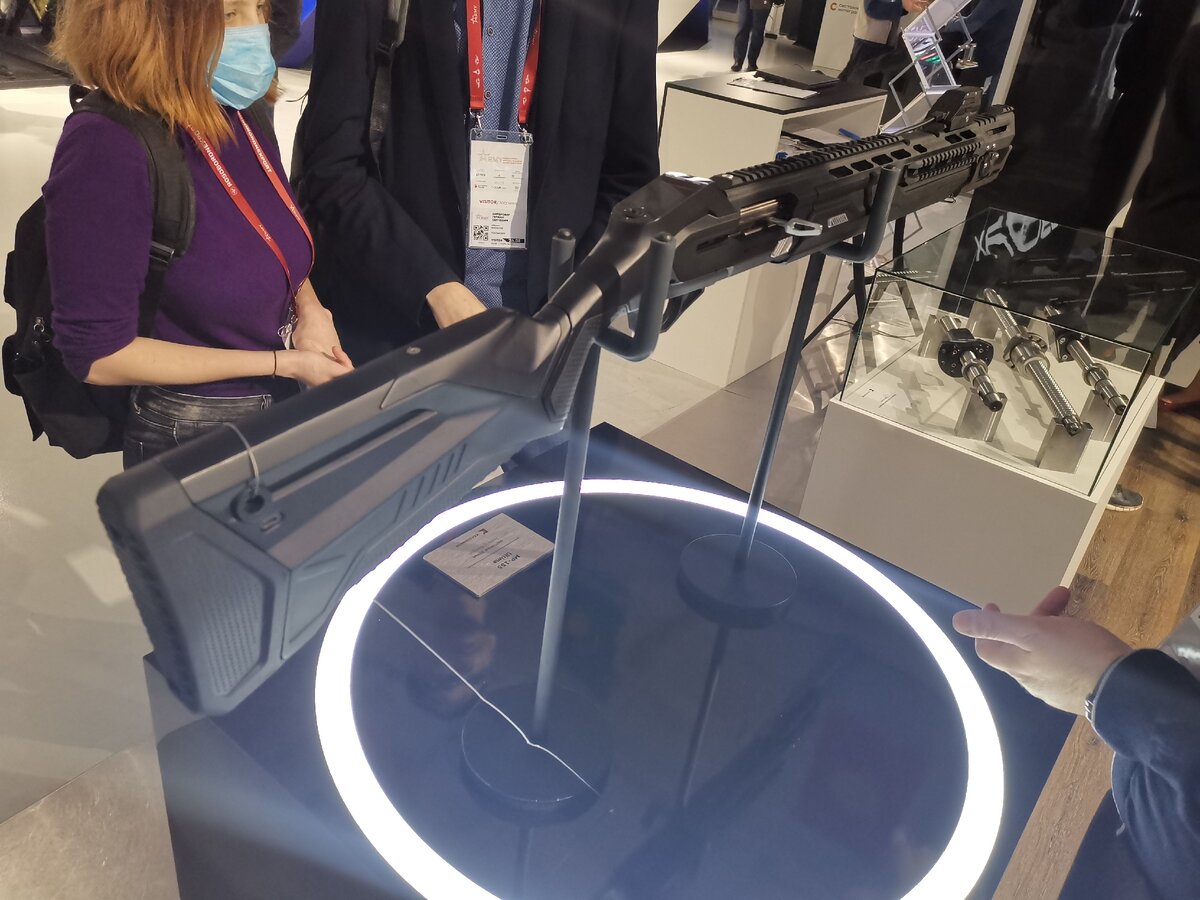 Охотничье ружьё MP-155 Ultima. Есть ЖК дисплей и зарядка USB.